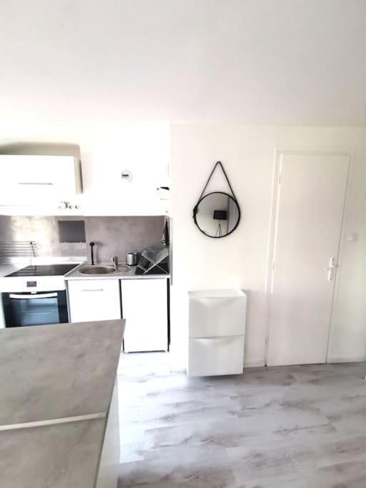 Studio Coquet Avec Vue Sainte-Foy-lès-Lyon Kültér fotó